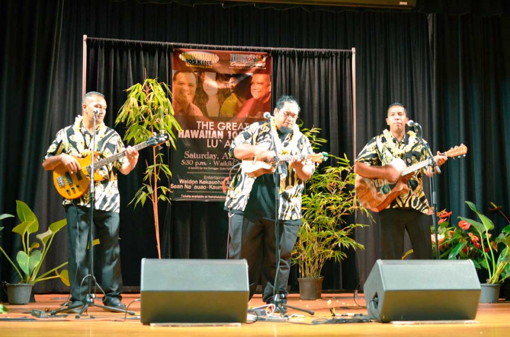 Last year, the group Na Pali Trio was named the winner of the 2013 Kani Ka Pila Talent Search. Members of the group include brothers Ikaika and Kaniala Leoiki and good friend Albert Makanani. break into the Hawaiian music scene during a live competition, August 16. 