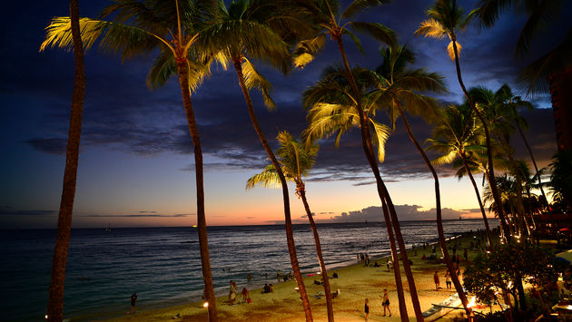 Outrigger Waikiki Beach Resort Voyager 47 Club view at dusk