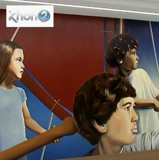 VIDEO: Sneak Peek at Kamea Hadar’s Newest Mural at the Outrigger Reef Waikiki Beach Resort