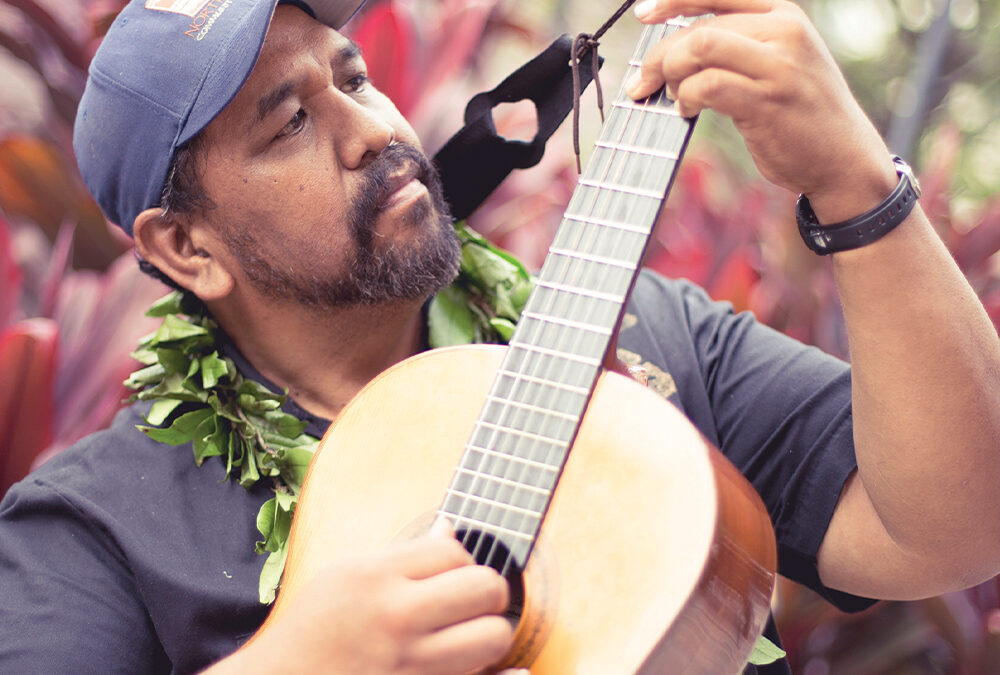 Liquid Aloha: Hawaii’s 14 Best Lobby Lounges and Bars