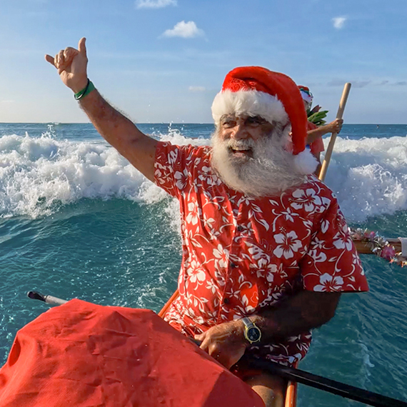 Better Book Now: Santa Claus is Canoeing to Town